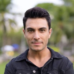 Javier R.